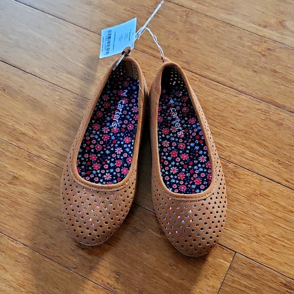 Girls shoes